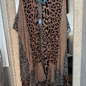 Umgee black and tan Animal Print Kimono